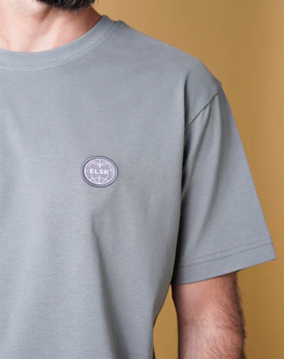 Globe Brushed T-shirt